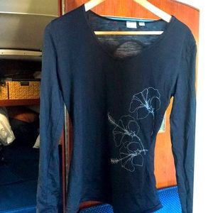 Icebreaker long sleeve black merino wool
